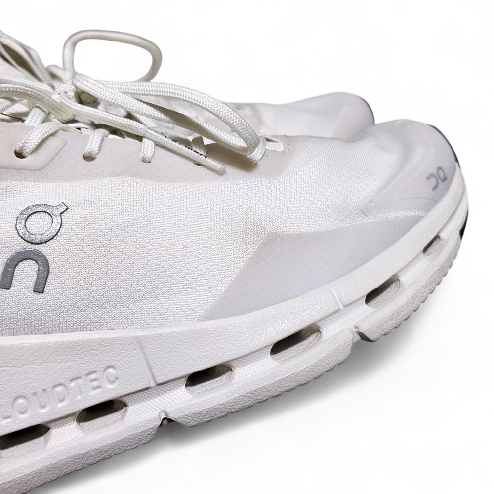 On Running Women’s Cloudnova White Eclipse 26.984… - image 8